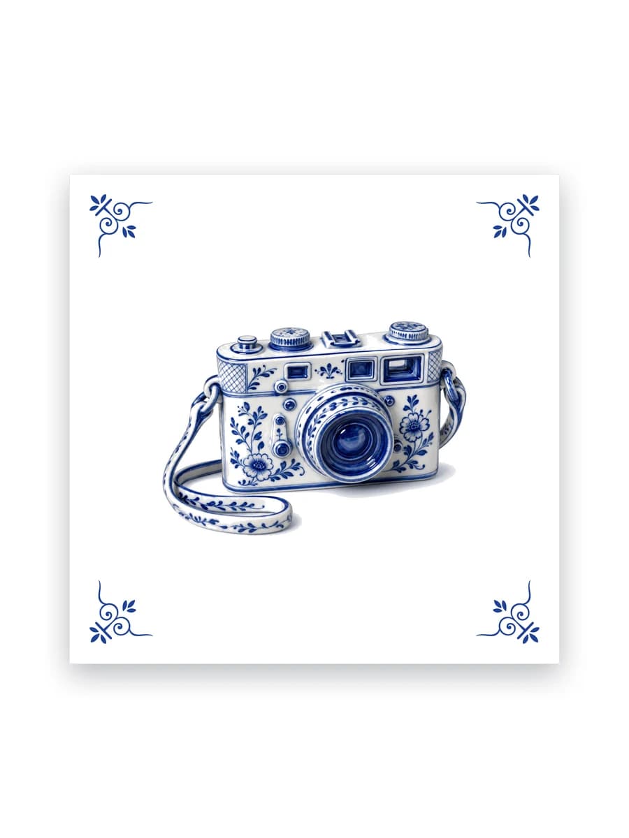 Delft blue tile — Vintage camera